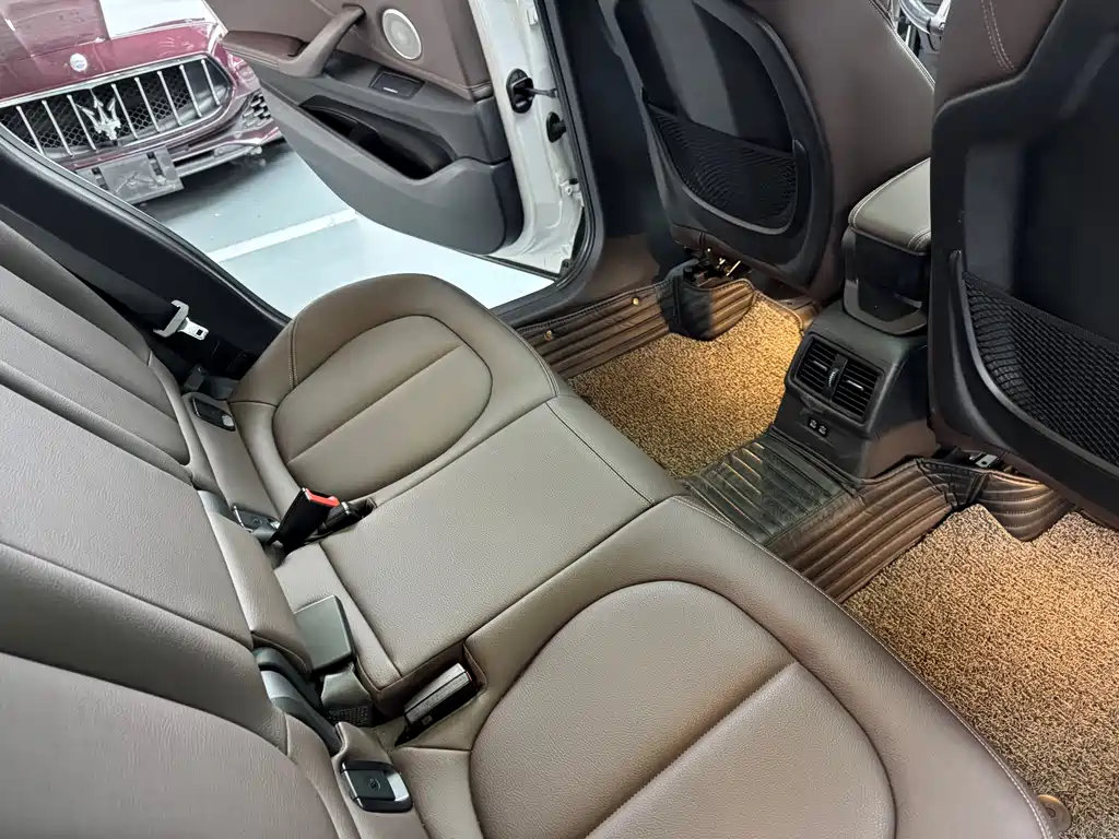 BMW X1 2022 — фото 14