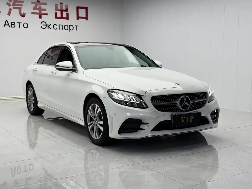 Mercedes-Benz C-Class 2021