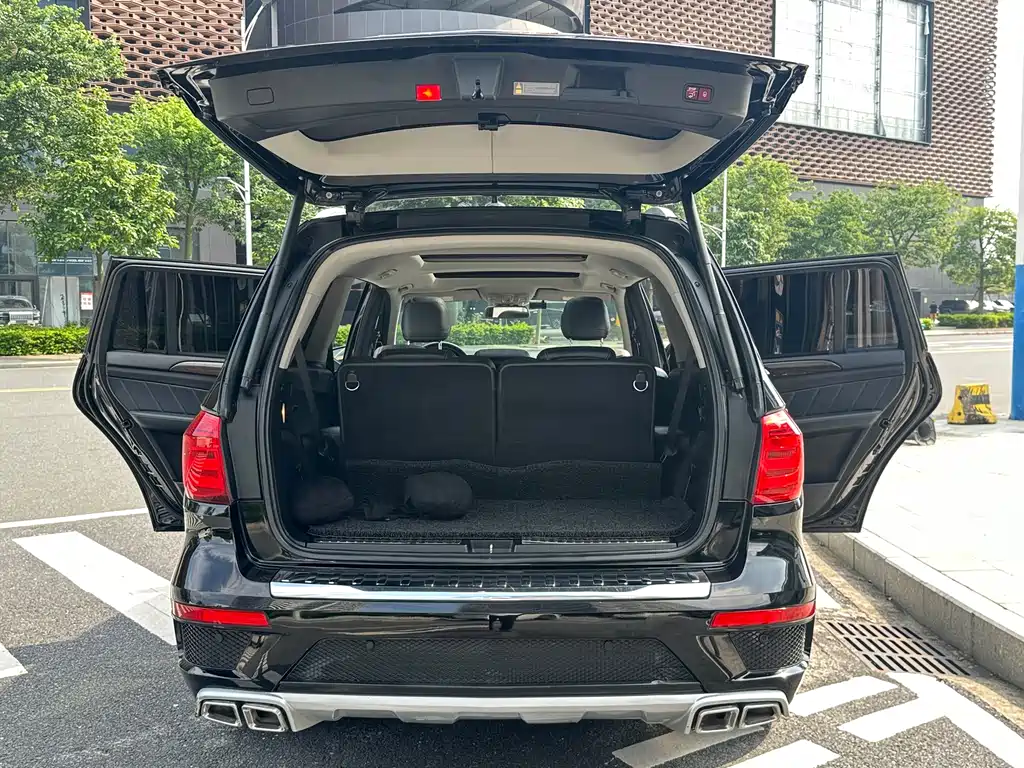 Mercedes-Benz GLS 2016 — фото 16
