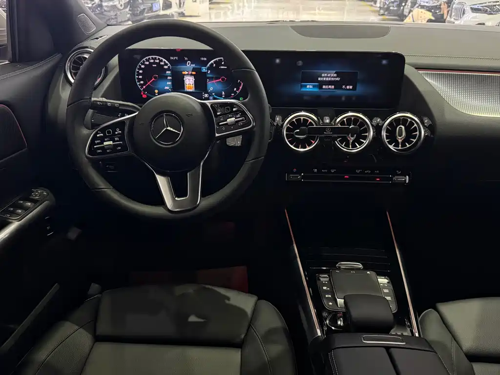 Mercedes-Benz GLA 2021