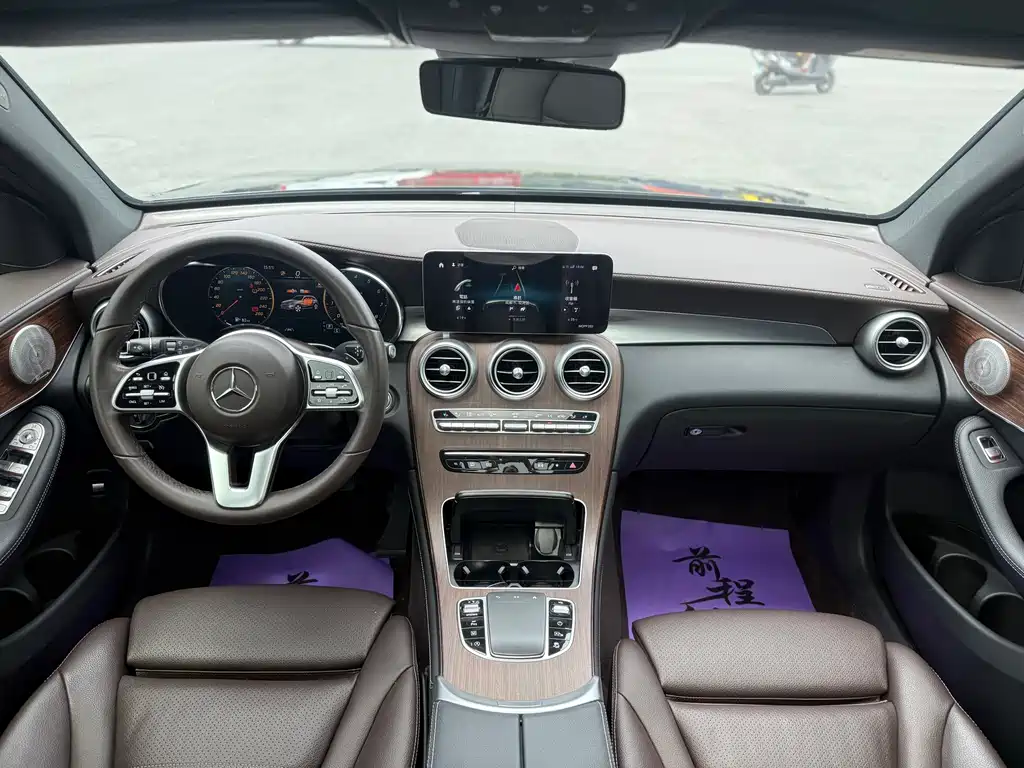 Mercedes-Benz GLC 2021 — фото 15