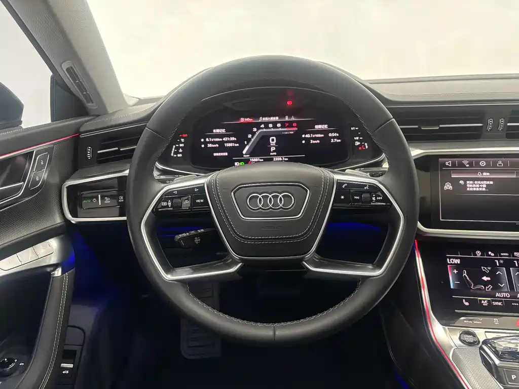 Audi A7L 2024 — фото 15