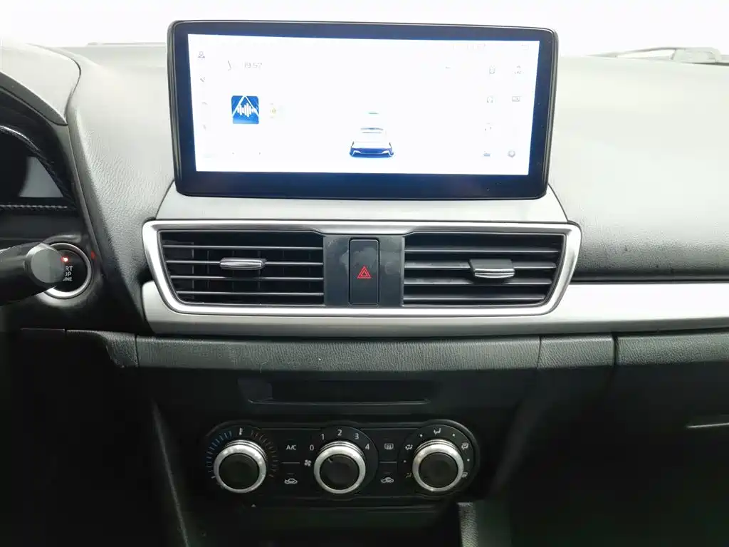 Mazda 3 Angkesela 2016 — фото 12