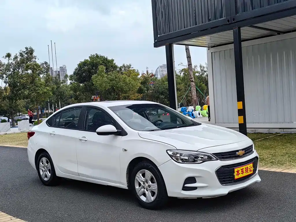 Chevrolet Cavalier 2018 — фото 3