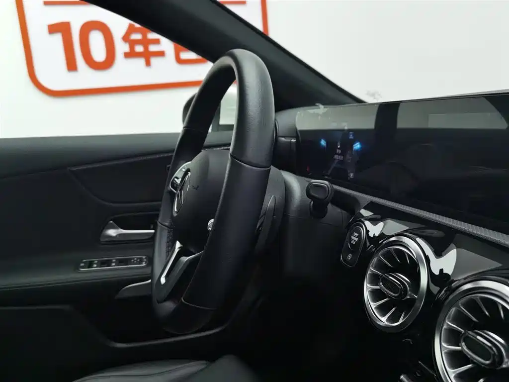 Mercedes-Benz A-Class 2022 — фото 22