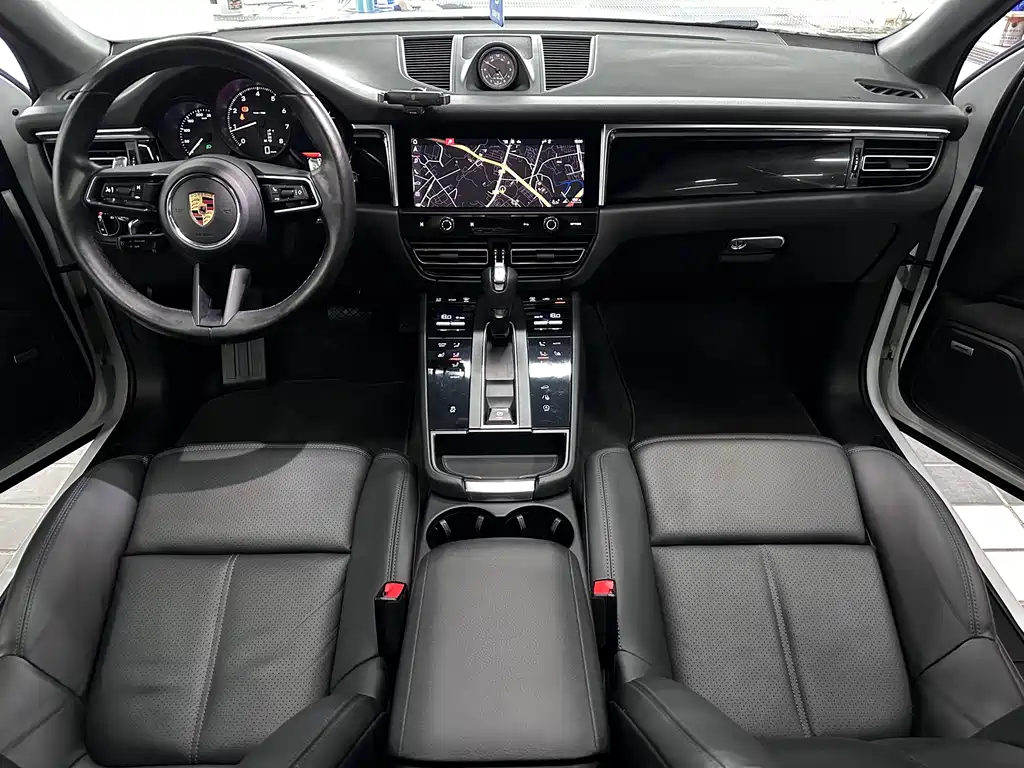 Porsche Macan 2022 — фото 11