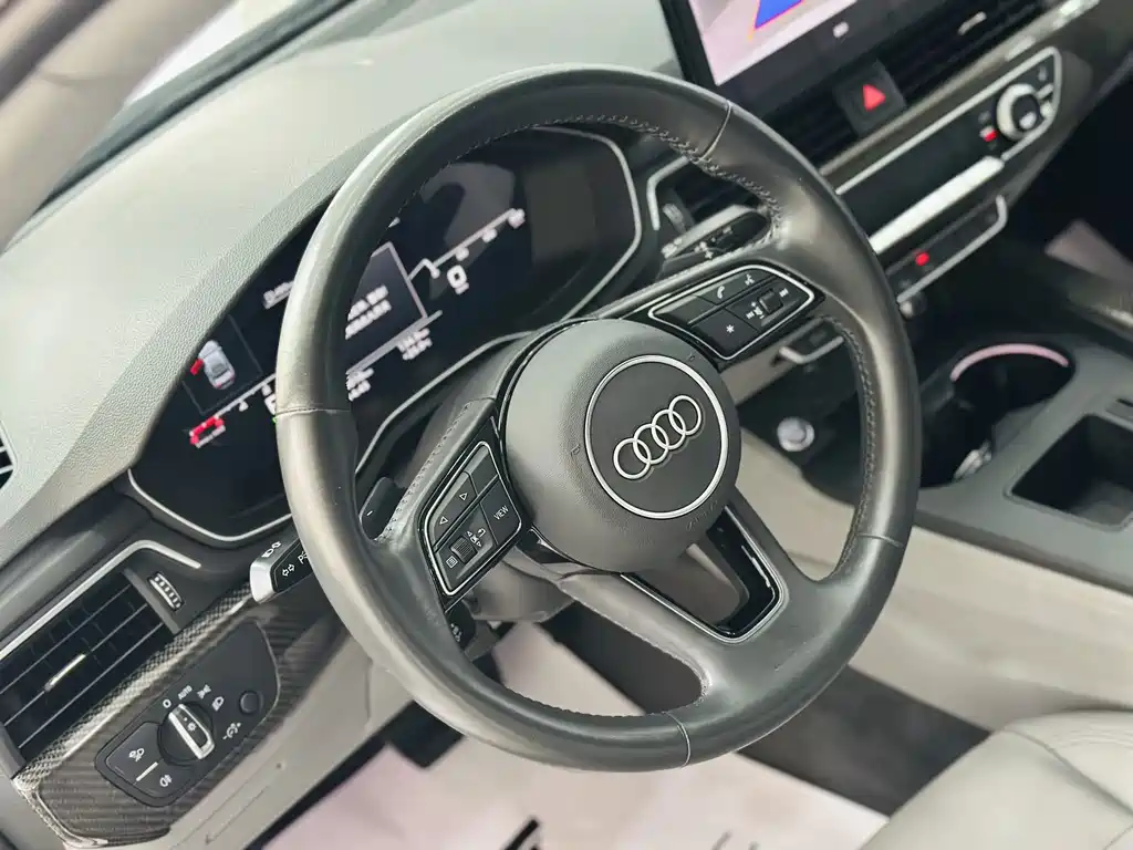 Audi A4L 2020 — фото 12
