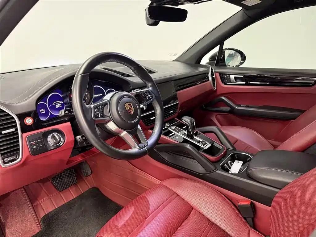 Porsche Cayenne 2022 — фото 12