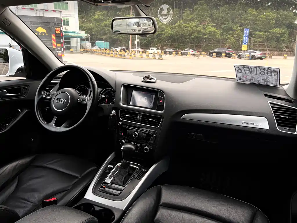 Audi Q5 2015 — фото 18