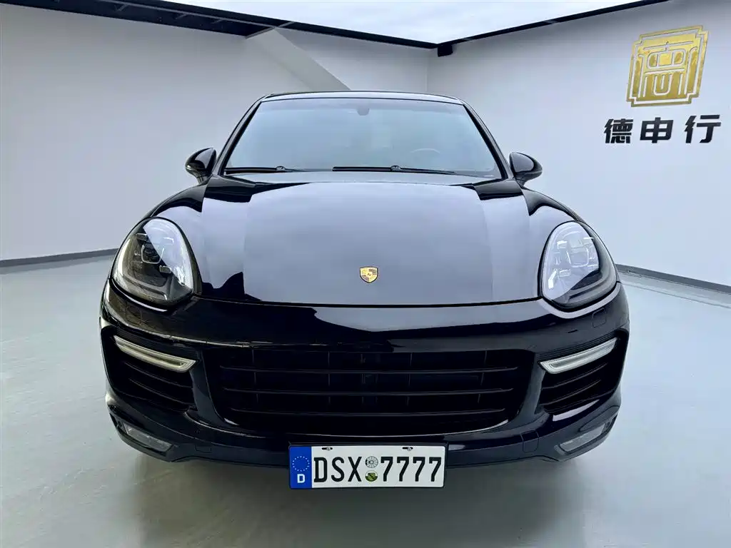 Porsche Cayenne 2017 — фото 2