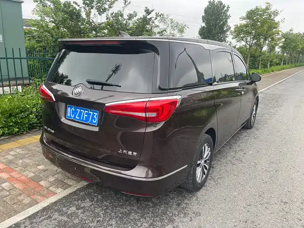 Buick GL8 2017