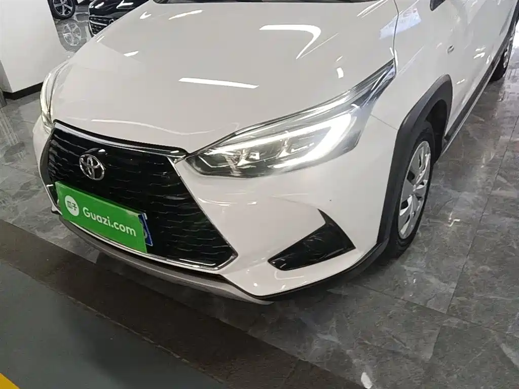 Toyota Yaris L 2020 — фото 24