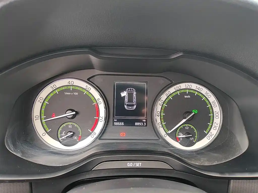 Skoda Kodiaq 2017 — фото 12