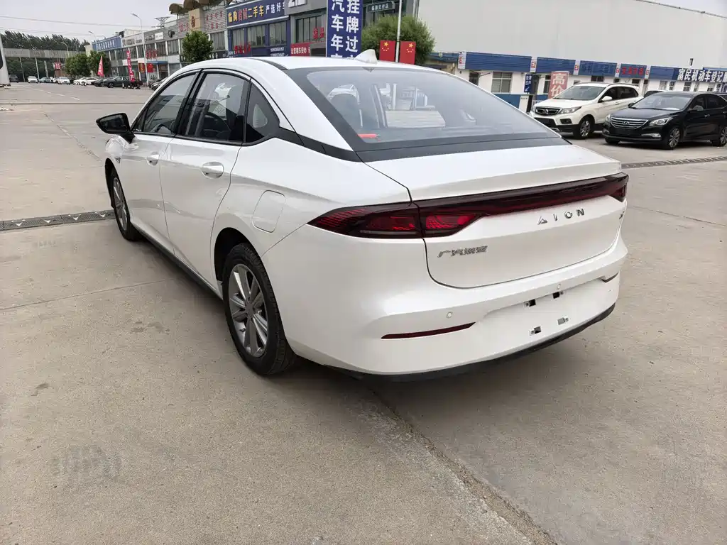 Aion S 2023