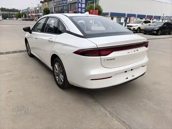 Aion S 2023