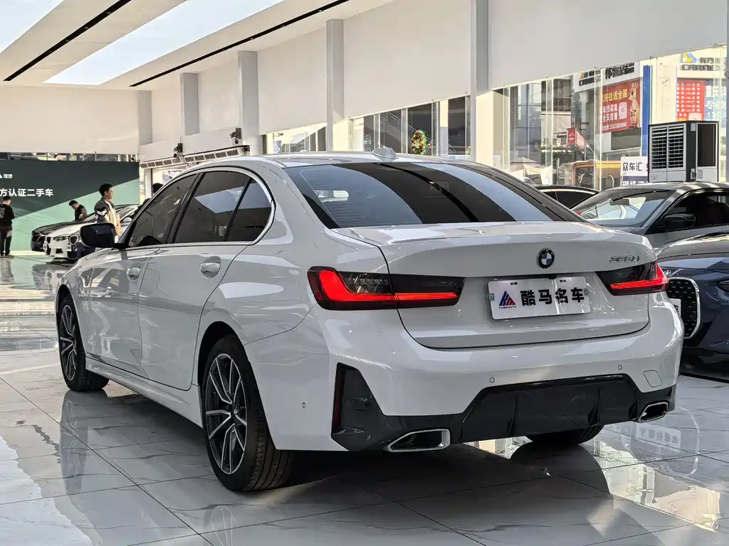 BMW 3 Series 2023 — фото 15