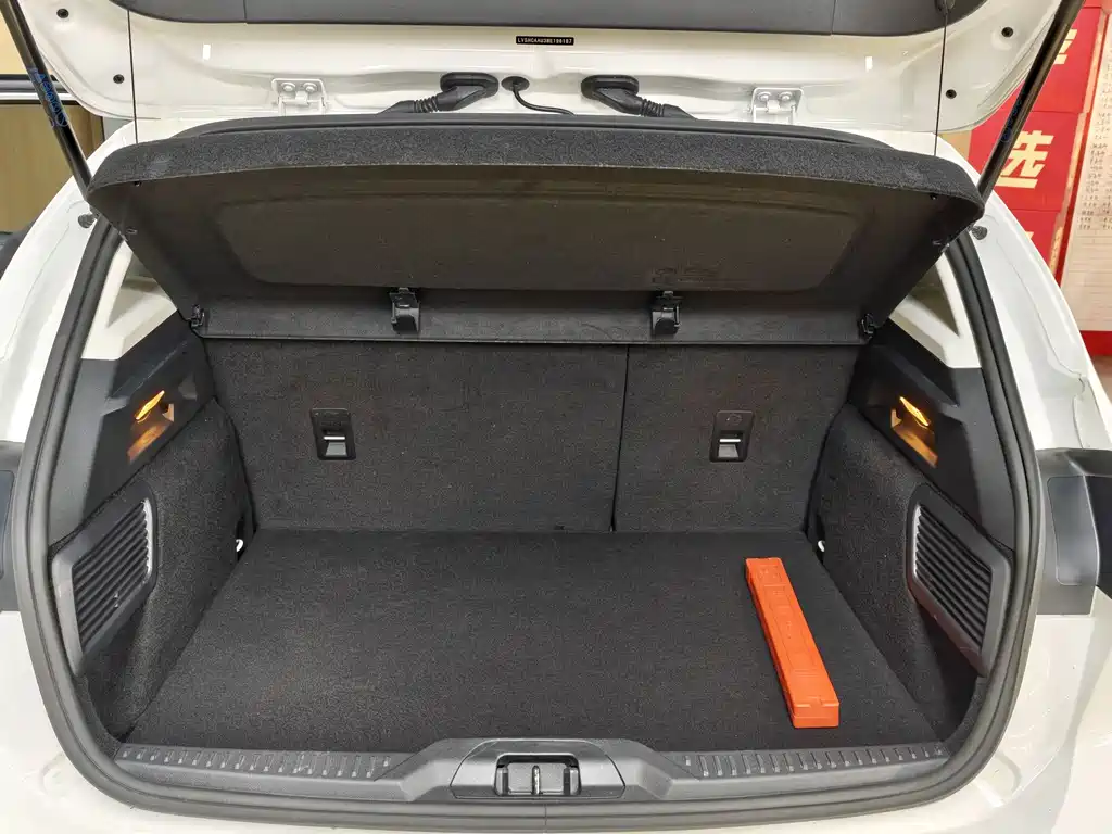 Ford Focus Active 2022 — фото 18