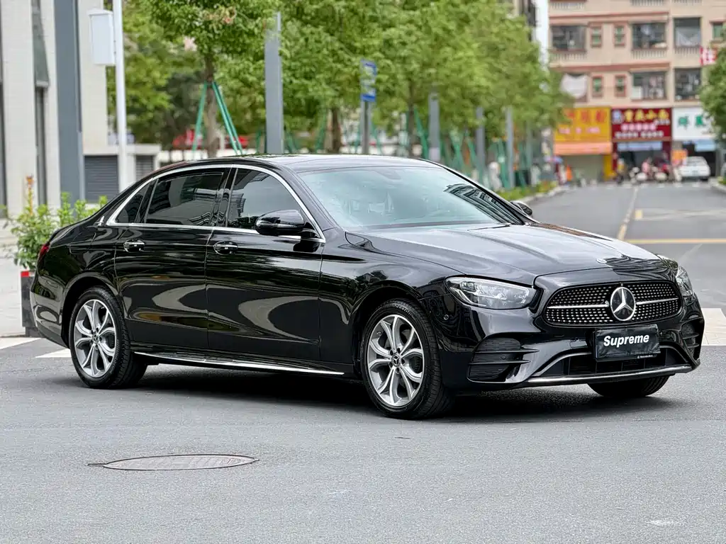 Mercedes-Benz E-Class 2023