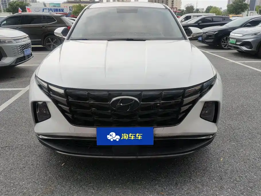 Hyundai Tucson 2022 — фото 2