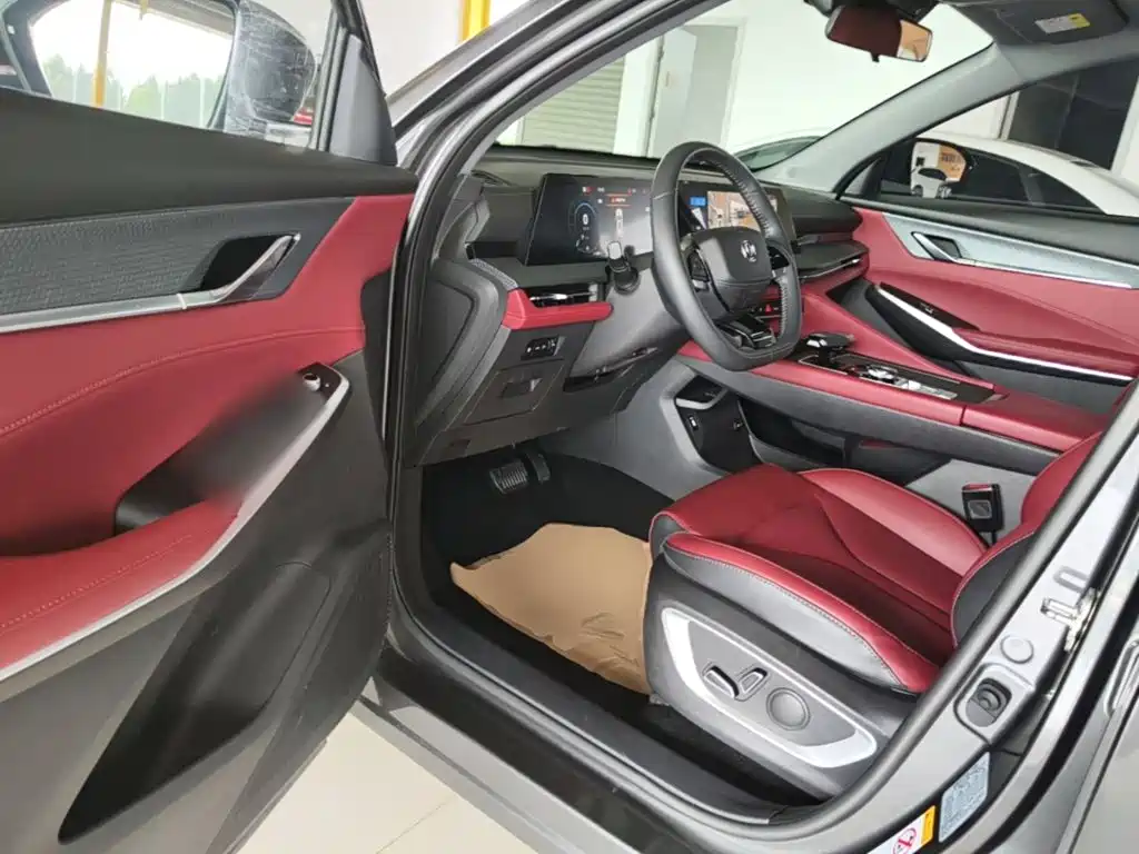 Changan CS75PLUS 2023 — фото 16