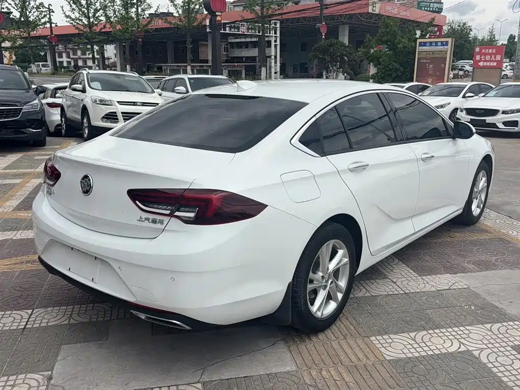 Buick Regal 2021 — фото 19