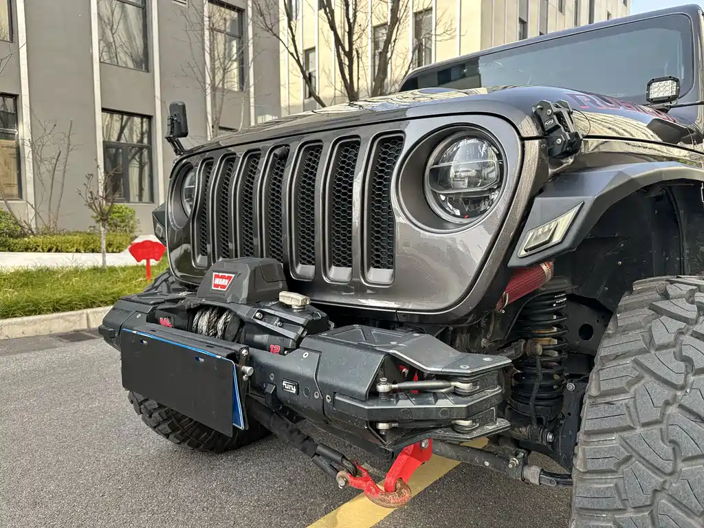 Jeep Wrangler 2022 — фото 26