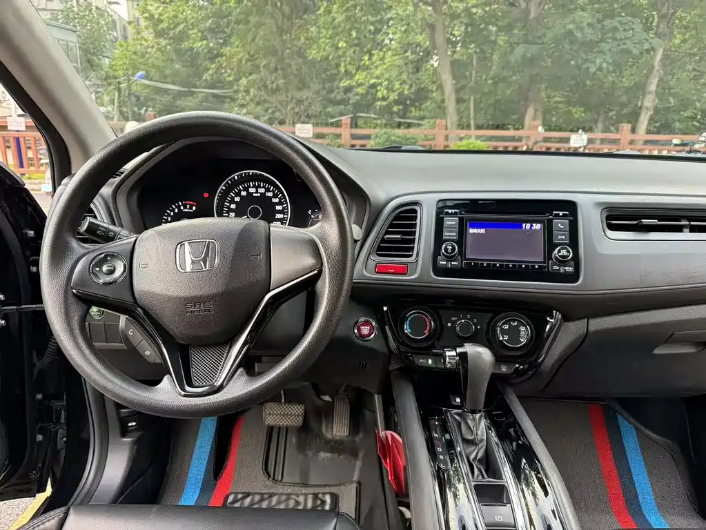 Honda Vezel 2017 — фото 4