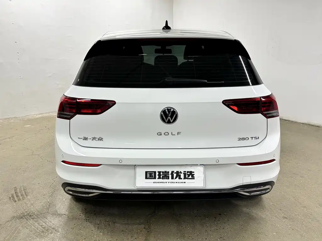 Volkswagen Golf 2023