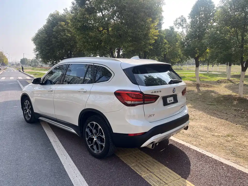 BMW X1 2022 — фото 6