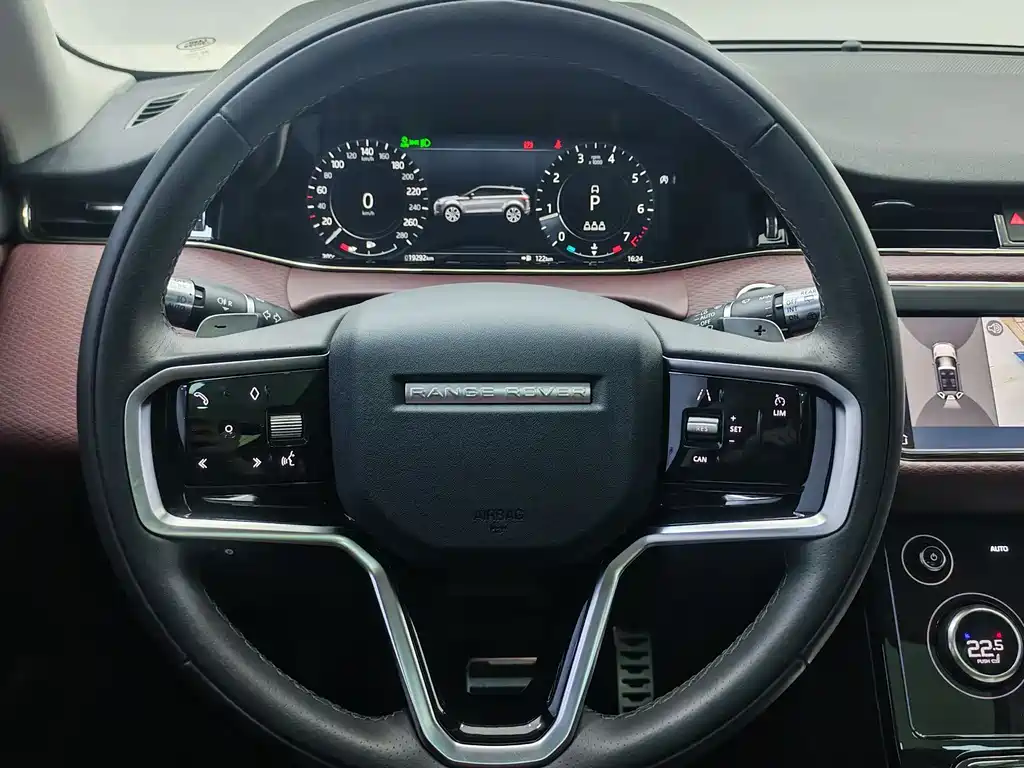Land Rover Evoque 2022 — фото 12