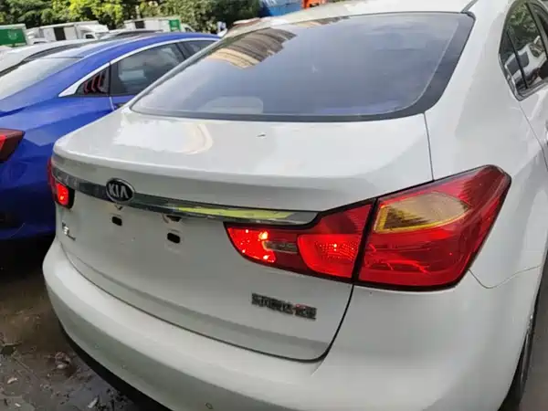 Kia K3 2015