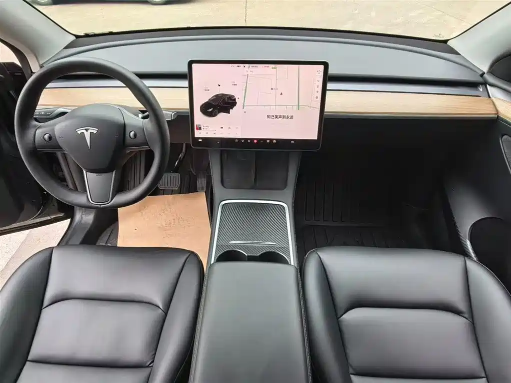Tesla Model Y 2022 — фото 8
