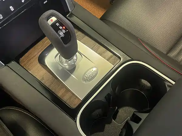 Land Rover Discovery Sport 2020
