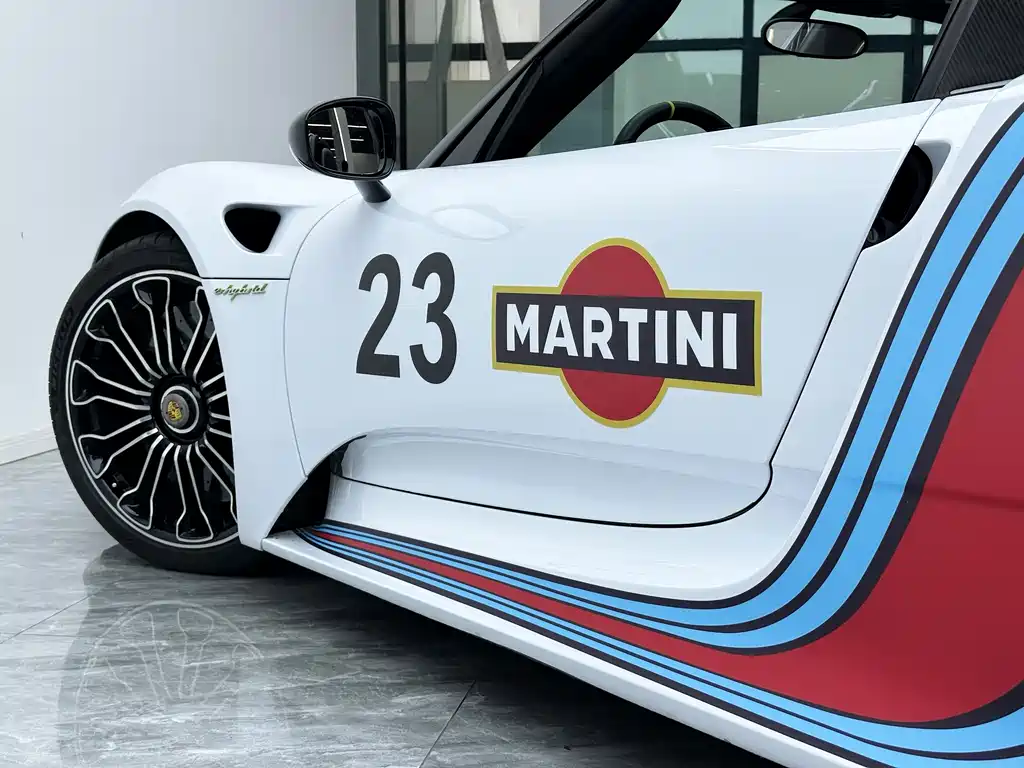 Porsche 918 Spyder 2015 — фото 8