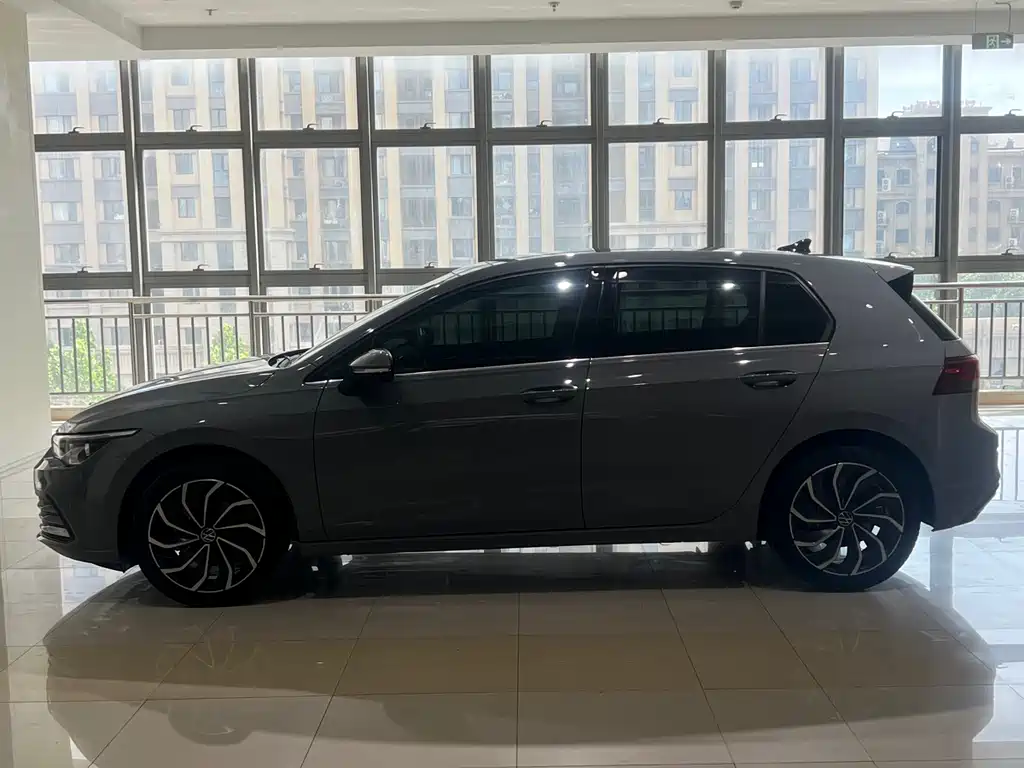 Volkswagen Golf 2022