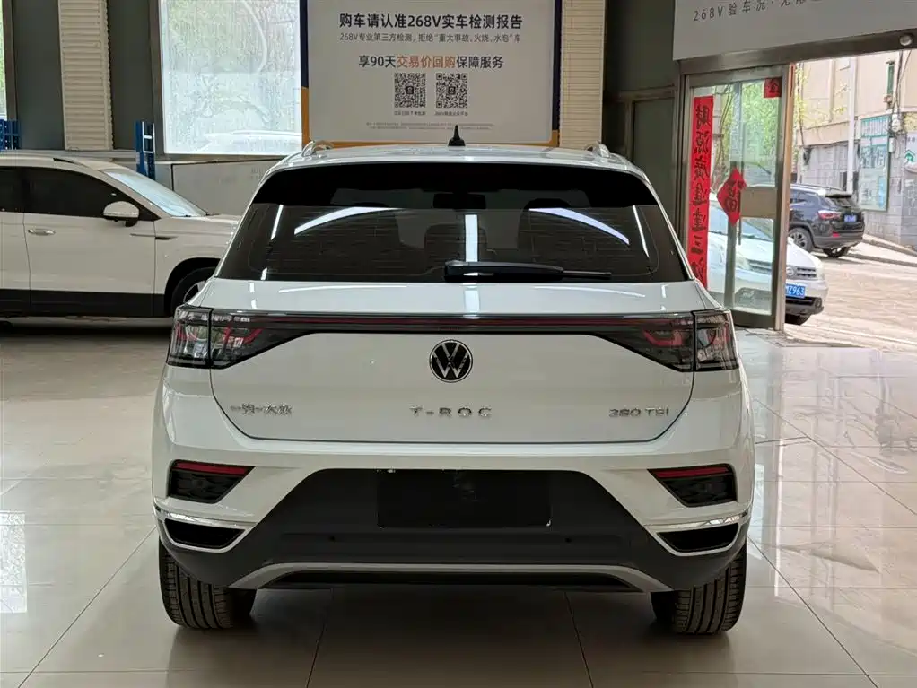 Volkswagen T-Roc 2023 — фото 5