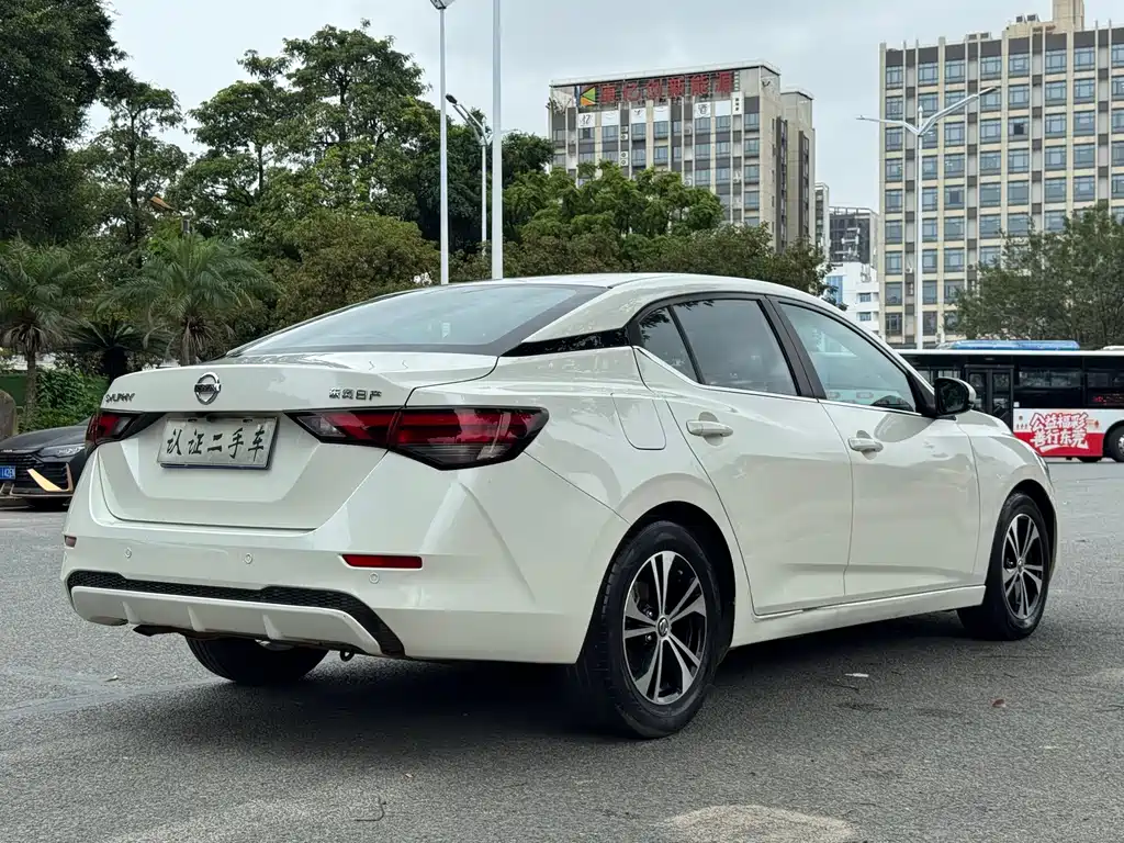 Nissan Sylphy 2021 — фото 16