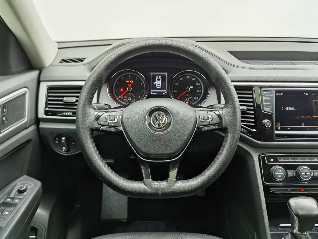 Volkswagen Teramont 2017 — фото 11