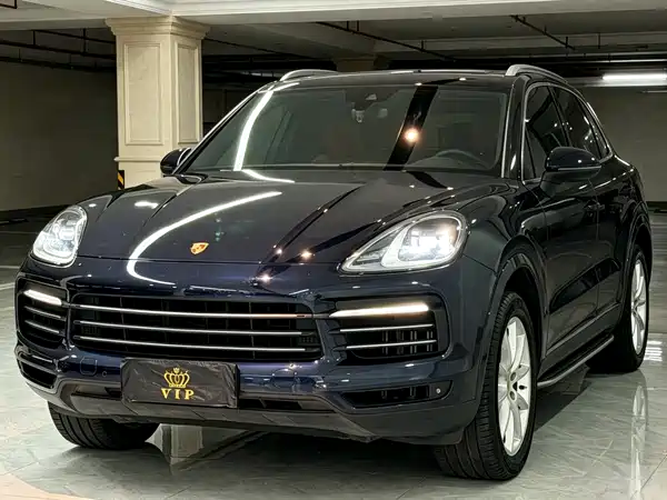 Porsche Cayenne 2022