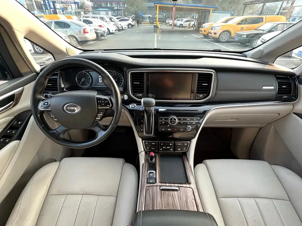 GAC Motor Trumpchi M8 2018 — фото 6