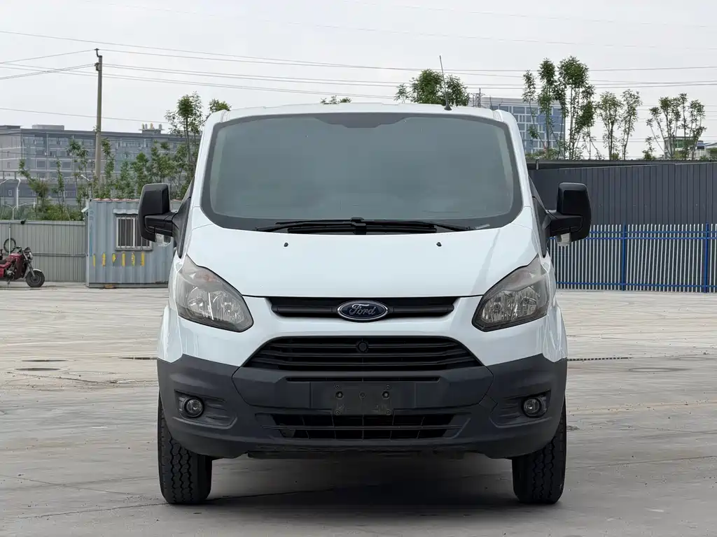 Ford Transit 2018 — фото 2