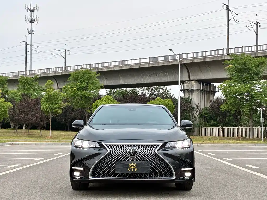 Toyota Avalon 2020 — фото 2