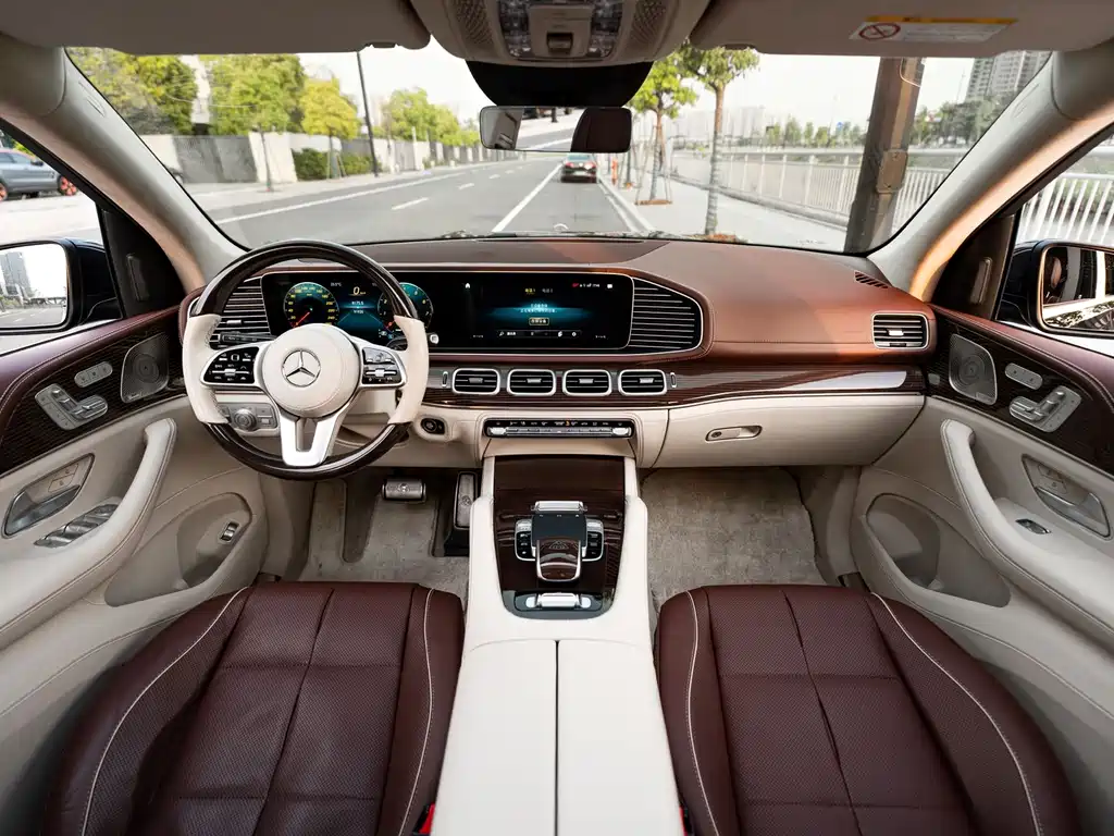 Mercedes-Benz GLS 2023 — фото 8