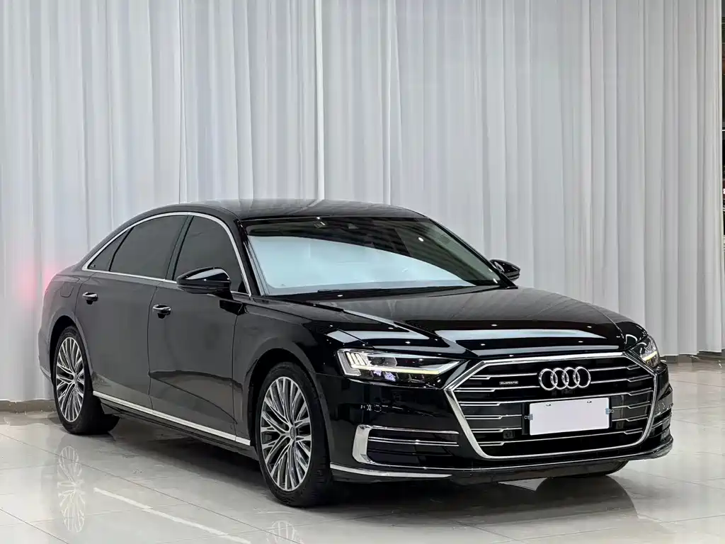 Audi A8 2019 — фото 3