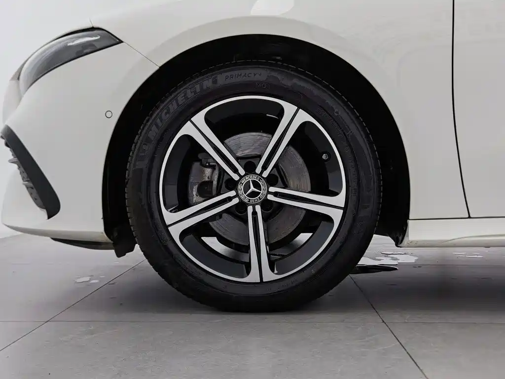 Mercedes-Benz A-Class 2025 — фото 17
