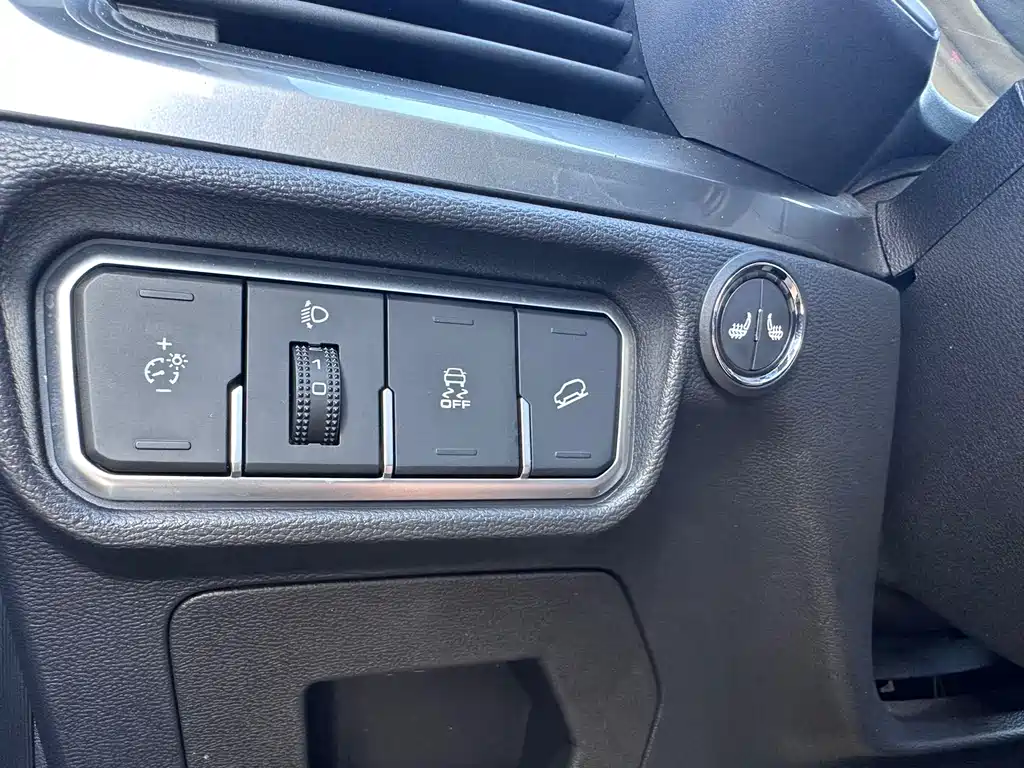 Haval H6 2023 — фото 19