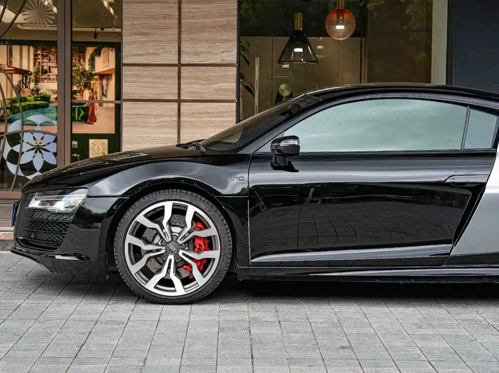 Audi R8 2015