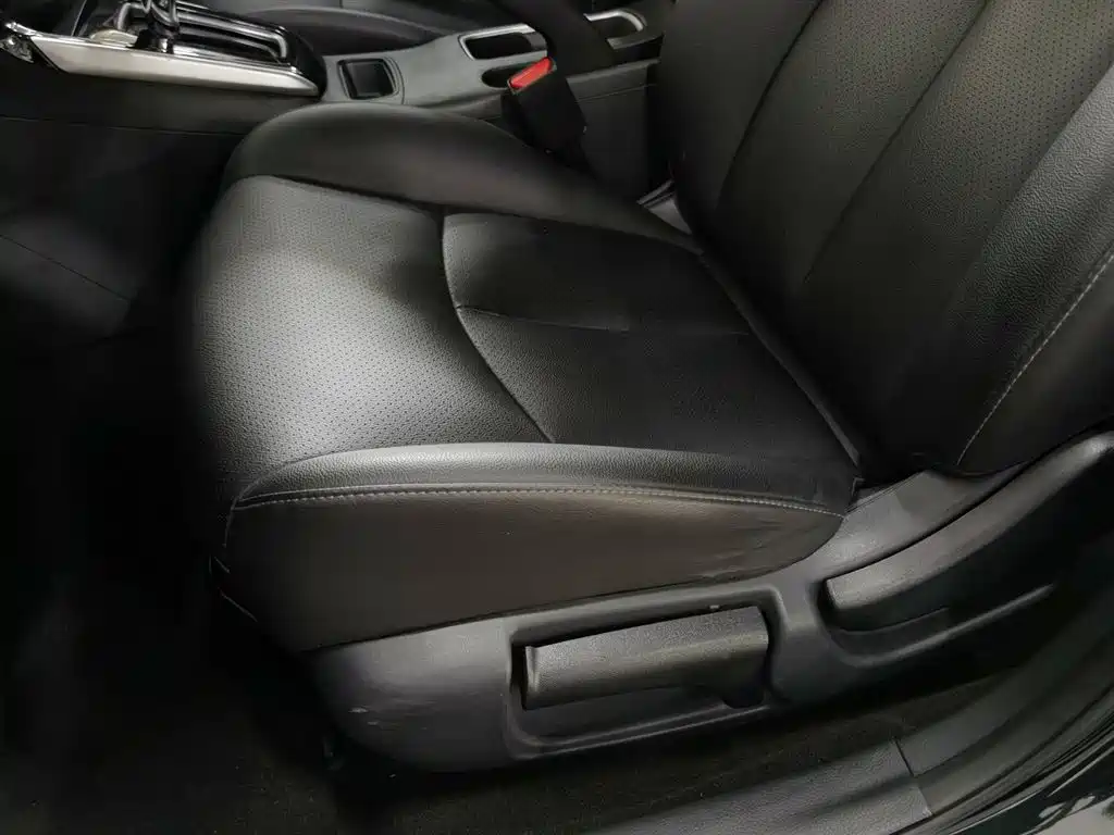 Nissan Sylphy 2020 — фото 20