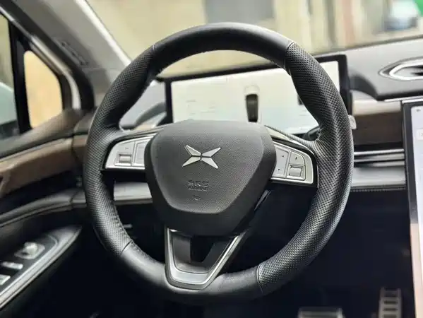 XPeng P5 2022