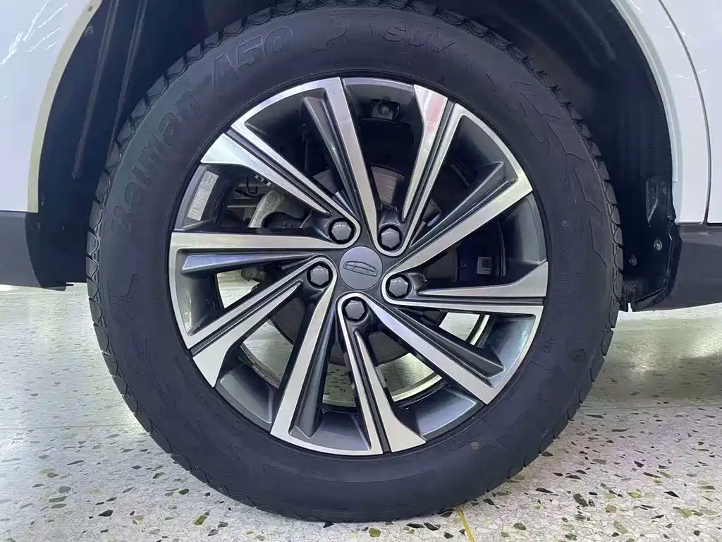 Geely Vision X6 2023